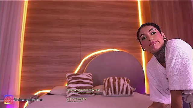 danna_berlin_ - Danna_berlin_'s free webcam - UK Sex Cams