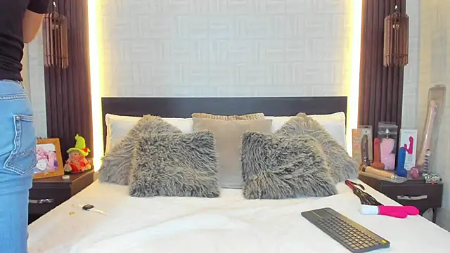 anghel_stone - Anghel_Stone's free webcam - UK Sex Cams