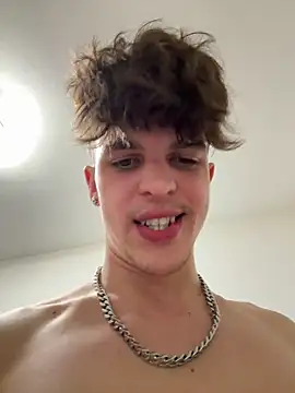 Sexboy6906 live sex cam