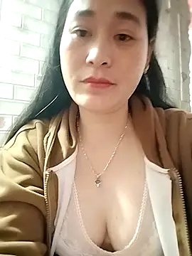 ngoclinh_69 - NgocLinh_69's free webcam