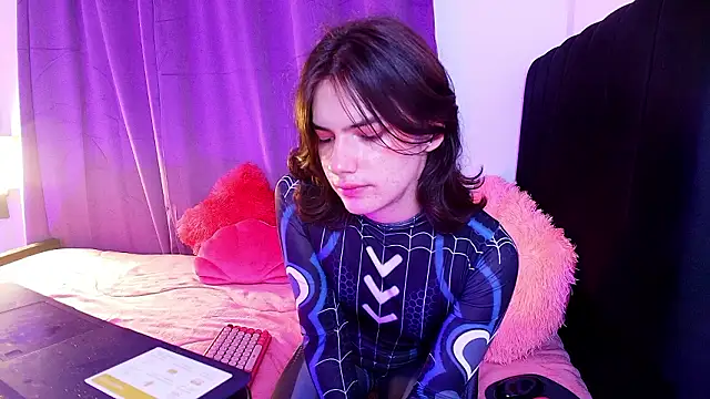 angel_shiny (M twink) - Oil In My Body 🔥💦