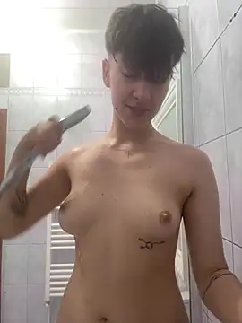 ravenryx (F young) - Cum on your face