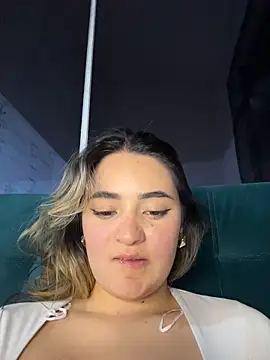 Antonella_Julieta live sex cam