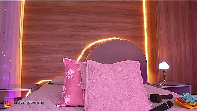 danna_berlin_ live sex cam