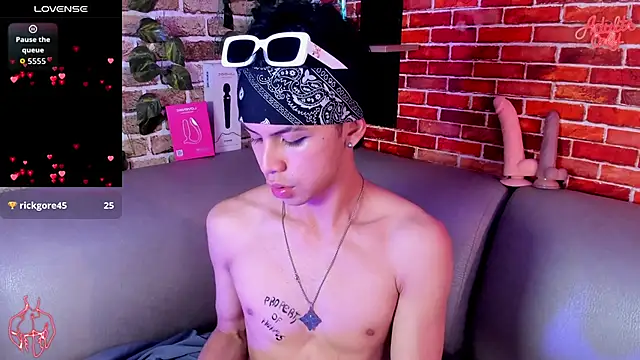 Prince_Apolo live sex cam