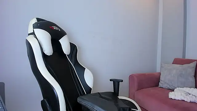 stefy_bratz - Stefy_bratz's free webcam - UK Sex Cams