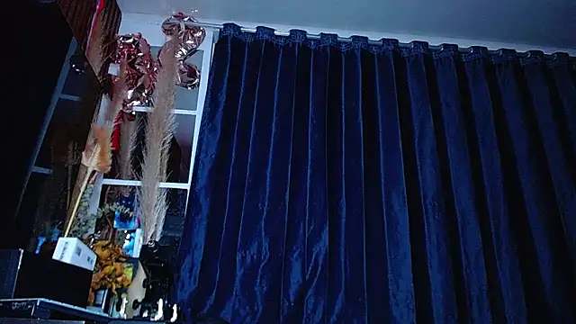 the_dog_lian - The_dog_lian's free webcam - UK Sex Cams