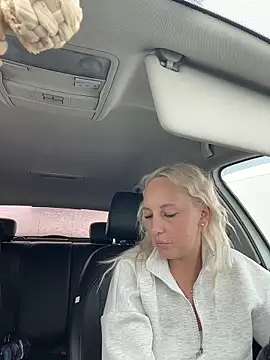 merlindave (F young) - Finger ass /naked😈😈😈🥵🥵✌️