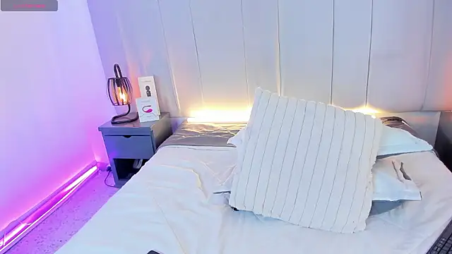 Tracy_lambo live sex cam