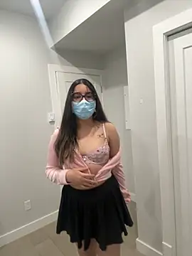 jAsMinE678 live sex cam