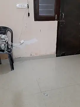 Webcam Model (zahra3)  is live.Free join now!