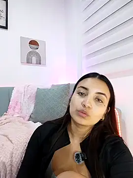 aisha_es - Aisha_es's free webcam - UK Sex Cams