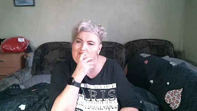 Lana555 live sex cam