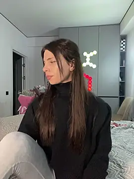 CurlyLara live sex cam