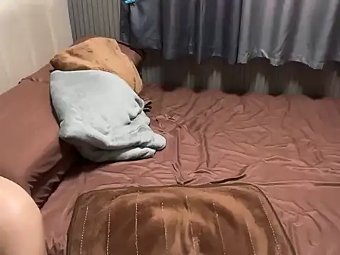 missladybigcockxxl (Ask my age) - SUPER BIGCUM!!!