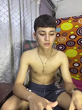 artursmith (M twink) - show cum