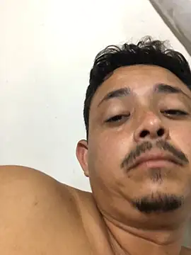 veronica_and_bryan webcam