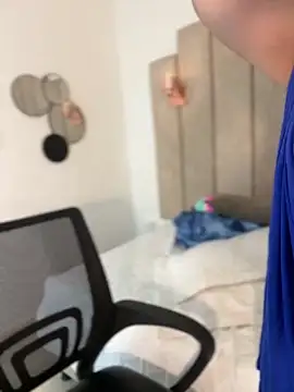 Webcam Model (rashaaa_)  is live.Free join now!