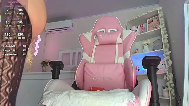 ely_cherry18 (F young) - Rub domi pussy + show cum