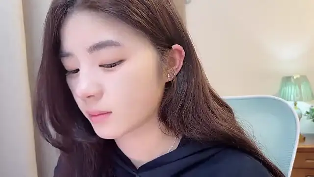 美女Nicole20266在线直播