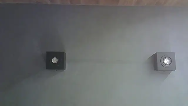 SkinnyKitten live sex cam