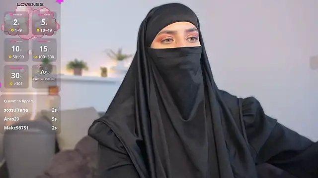 salma_arabicc (F young) - show pussy and salp clit