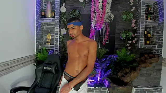 rpoolrboy (M twink) - Selfsuck  😏