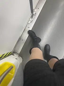 yimisun01 - Yimisun01's free webcam - UK Sex Cams