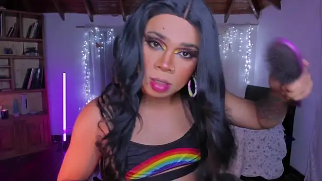 cuteromi - CuteRomi's free webcam