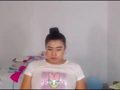 katrinawillff - Katrinawillff's free webcam - UK Sex Cams