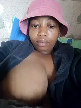 Webcam Model (winterqueenx)  is live.Free join now!