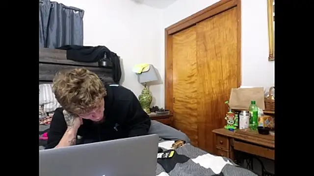 spazz247 - Spazz247's free webcam - UK Sex Cams