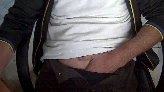 velikifant7 - Velikifant7's free webcam - UK Sex Cams