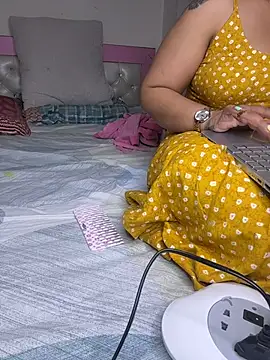 roasted_peanut - Roasted_peanut's free webcam - UK Sex Cams