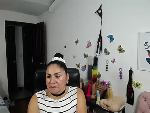 mature_bigboobs10 (F mature) - see now  my big pussy creamy open