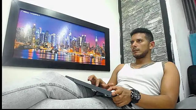 chris_dick23 - Chris_Dick23's free webcam - UK Sex Cams