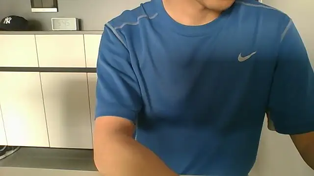 nole_china7 (Ask my age) - talk / fun / cum