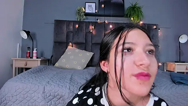 AmberStonne__ webcam