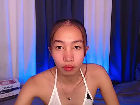 sweet_kittyxx (T teen) - xdrain my balls