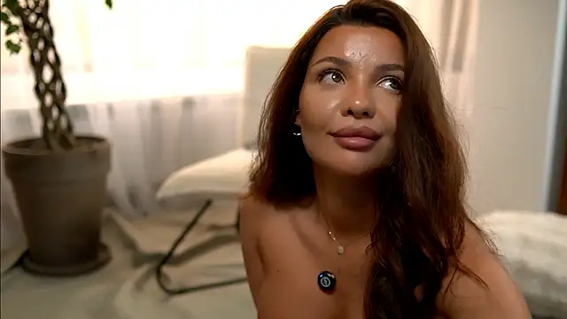 TheMaddisonShow_ webcam