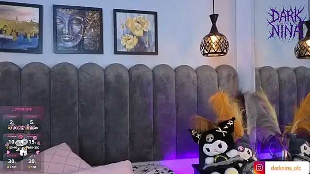 Dark_nina_ webcam