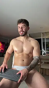 Valenthino_Salvatore live sex cam