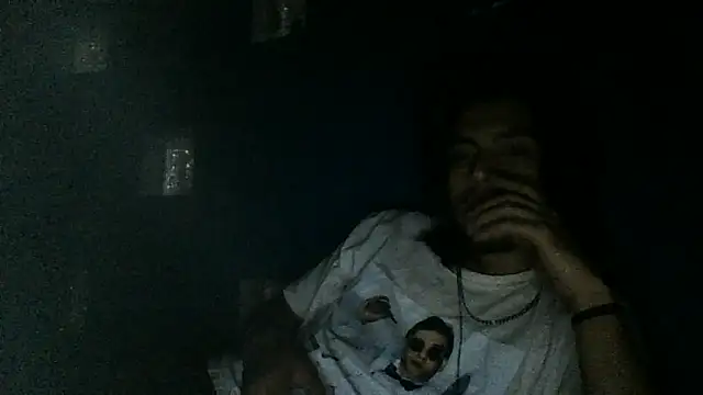 AlexAlejandro13 webcam