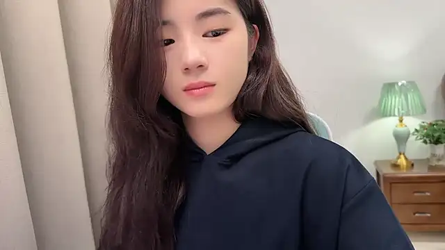 nicole20266 (F teen) - 第四天努力发光，做你的小太阳