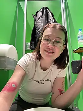 rinacat (F young) - Squirt