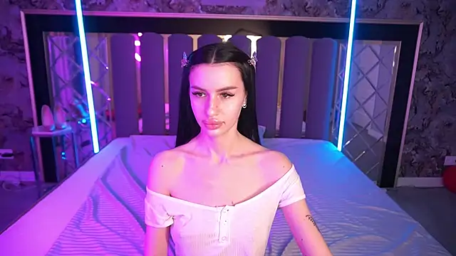 snow_whiteeex (F young) - make Nika a gift for March 8 ❤️