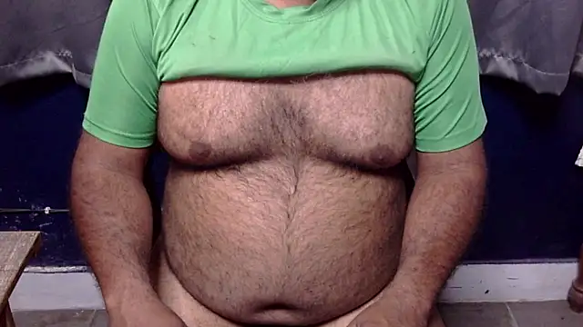 hairysubcub_70 (Ask my age) - Welcome To Daddy's Room. Make Daddy Cum.