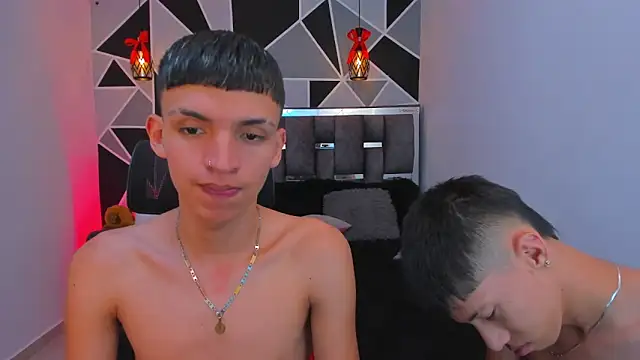 Juan_Nd_Steven live sex cam