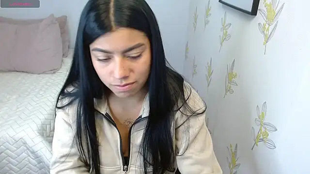 laia_white - Laia_white's free webcam - UK Sex Cams