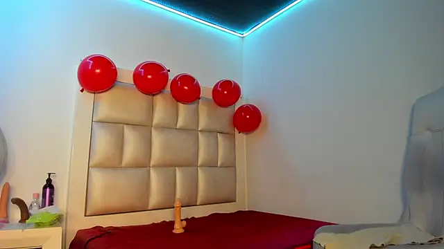 peyton__wat - Peyton__wat's free webcam - UK Sex Cams